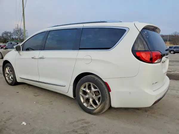 2C4RC1GG2HR619952 2017 CHRYSLER PACIFICA - Image 2