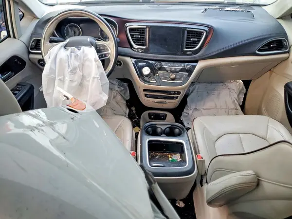 2C4RC1GG2HR619952 2017 CHRYSLER PACIFICA - Image 8