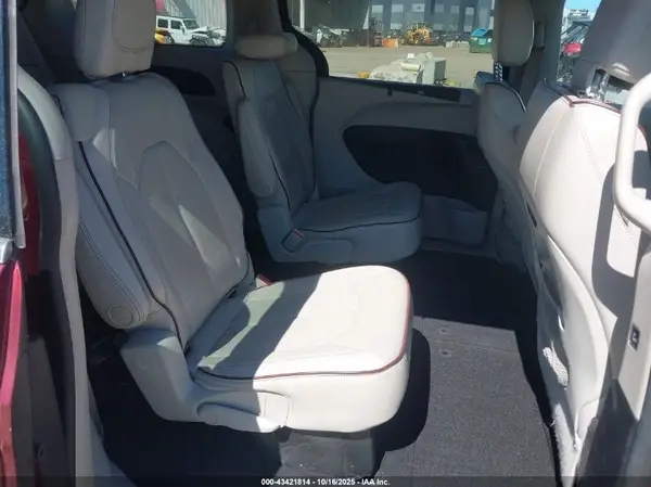2C4RC1GG2HR656760 2017 CHRYSLER PACIFICA - Image 8