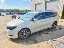 2C4RC1GG2HR705634 2017 CHRYSLER PACIFICA
