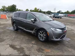 2C4RC1GG2HR706119 2017 CHRYSLER PACIFICA