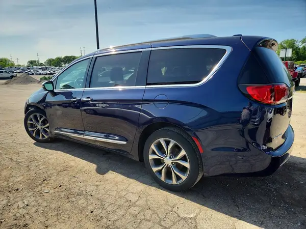 2C4RC1GG2HR720750 2017 CHRYSLER PACIFICA - Image 2