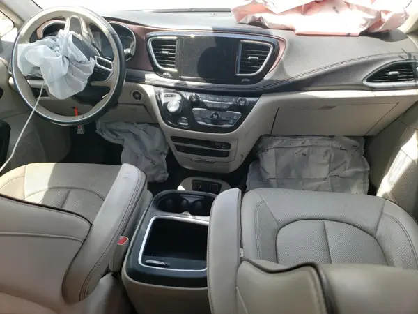 2C4RC1GG2HR744207 2017 CHRYSLER PACIFICA - Image 8