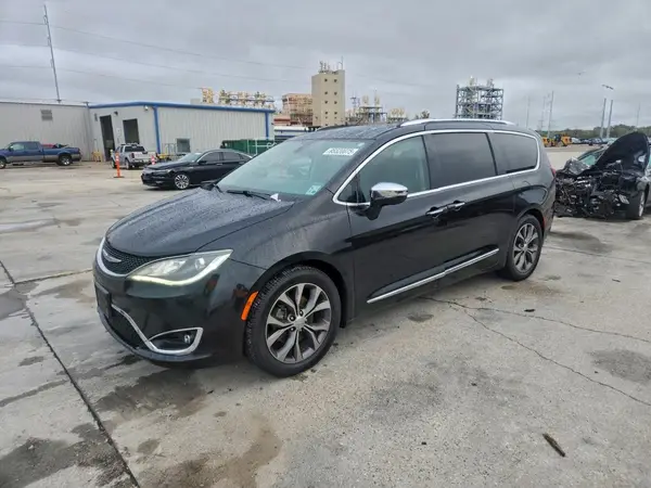 2C4RC1GG2HR751996 2017 CHRYSLER PACIFICA - Image 1