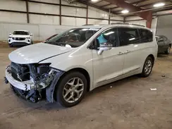 2C4RC1GG2HR764196 2017 CHRYSLER PACIFICA