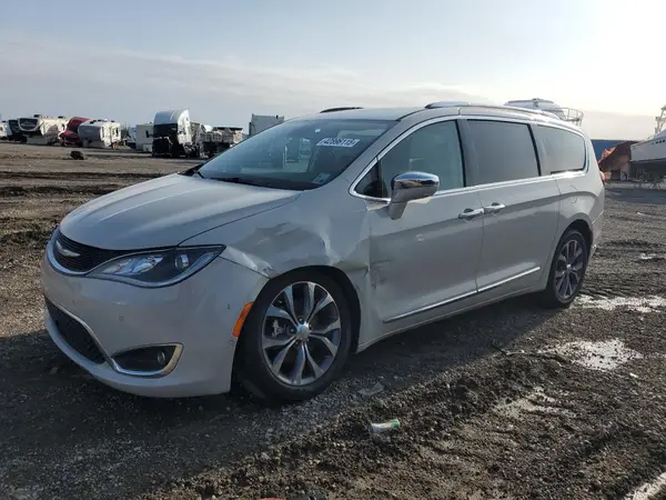2C4RC1GG2HR771729 2017 CHRYSLER PACIFICA - Image 1