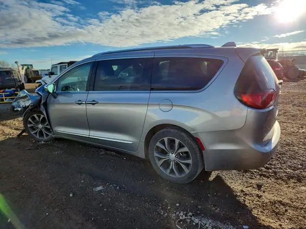 2C4RC1GG2HR787932 2017 CHRYSLER PACIFICA - Image 2
