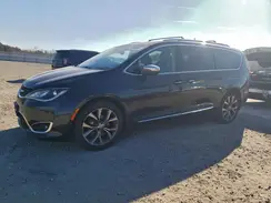 2C4RC1GG2HR805443 2017 CHRYSLER PACIFICA