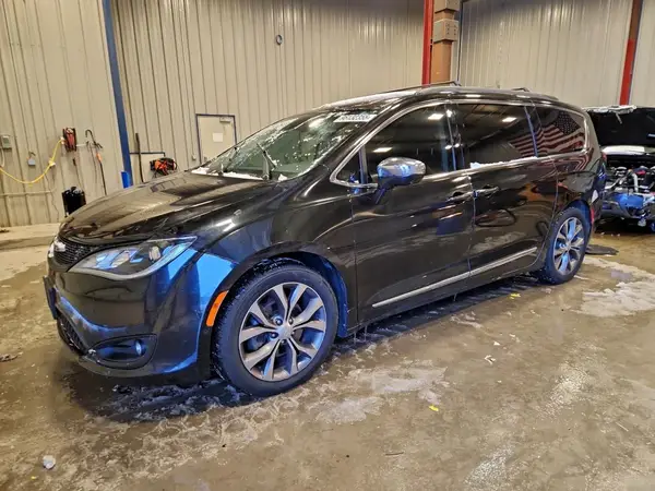2C4RC1GG2HR821383 2017 CHRYSLER PACIFICA - Image 1