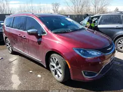2C4RC1GG2HR837079 2017 CHRYSLER PACIFICA
