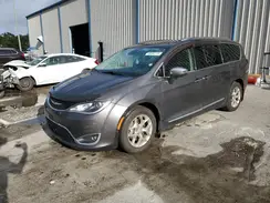 2C4RC1GG2HR841360 2017 CHRYSLER PACIFICA
