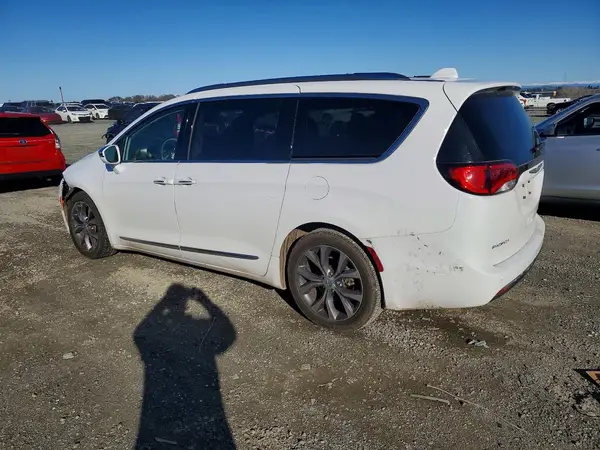 2C4RC1GG2JR103497 2018 CHRYSLER PACIFICA - Image 2