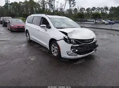 2C4RC1GG2JR104892 2018 CHRYSLER PACIFICA