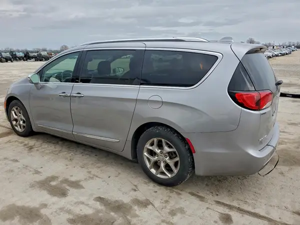 2C4RC1GG2JR170908 2018 CHRYSLER PACIFICA - Image 2