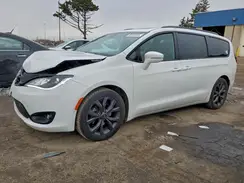 2C4RC1GG2JR174490 2018 CHRYSLER PACIFICA