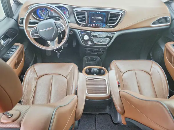 2C4RC1GG2JR211781 2018 CHRYSLER PACIFICA - Image 8