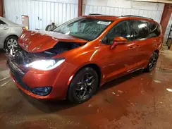 2C4RC1GG2JR247826 2018 CHRYSLER PACIFICA
