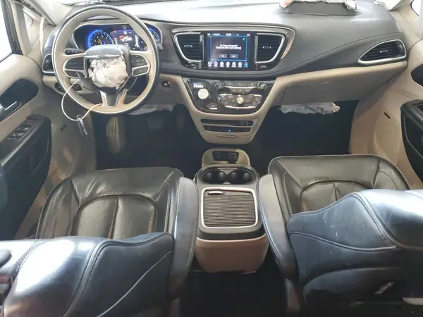 2C4RC1GG2JR251780 2018 CHRYSLER PACIFICA - Image 8
