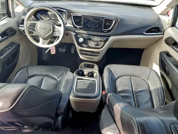 2C4RC1GG2JR258129 2018 CHRYSLER PACIFICA - Image 8