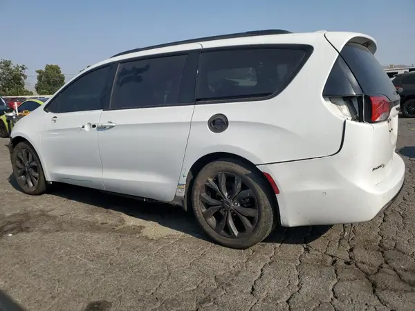 2C4RC1GG2JR260947 2018 CHRYSLER PACIFICA - Image 2
