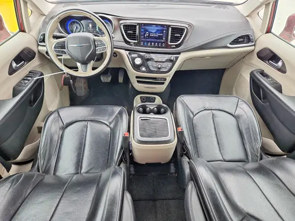 2C4RC1GG2JR272161 2018 CHRYSLER PACIFICA - Image 8