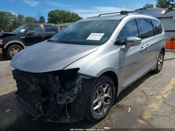 2C4RC1GG2JR272337 2018 CHRYSLER PACIFICA - Image 2