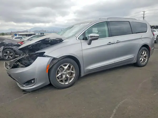 2C4RC1GG2JR273794 2018 CHRYSLER PACIFICA - Image 1