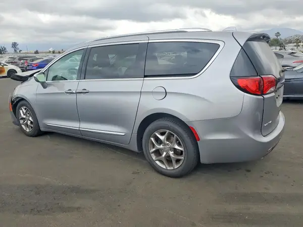 2C4RC1GG2JR273794 2018 CHRYSLER PACIFICA - Image 2