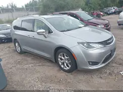 2C4RC1GG2JR314294 2018 CHRYSLER PACIFICA