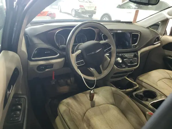 2C4RC1GG2JR351300 2018 CHRYSLER PACIFICA - Image 8