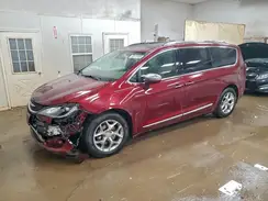 2C4RC1GG2KR506932 2019 CHRYSLER PACIFICA