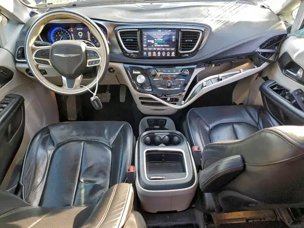 2C4RC1GG2KR526324 2019 CHRYSLER PACIFICA - Image 8