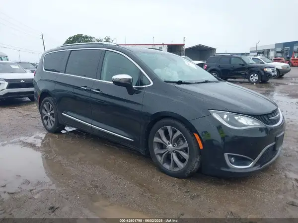 2C4RC1GG2KR549571 2019 CHRYSLER PACIFICA - Image 1