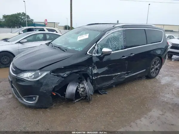 2C4RC1GG2KR549571 2019 CHRYSLER PACIFICA - Image 2