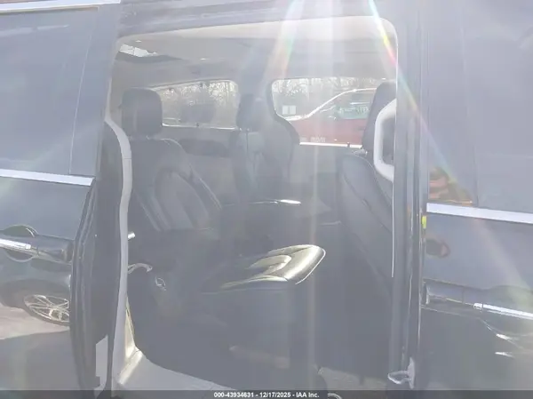 2C4RC1GG2KR552129 2019 CHRYSLER PACIFICA - Image 8