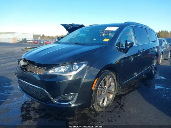 2C4RC1GG2KR574910 2019 CHRYSLER PACIFICA - Image 2