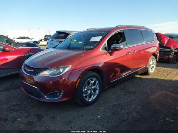 2C4RC1GG2KR576995 2019 CHRYSLER PACIFICA - Image 2