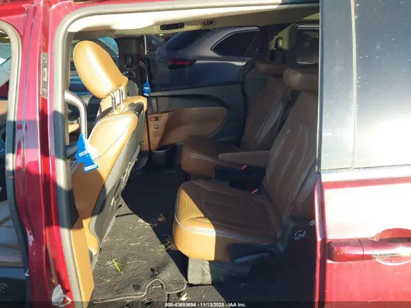 2C4RC1GG2KR576995 2019 CHRYSLER PACIFICA - Image 8