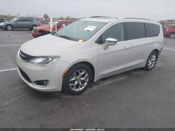 2C4RC1GG2KR593408 2019 CHRYSLER PACIFICA - Image 2