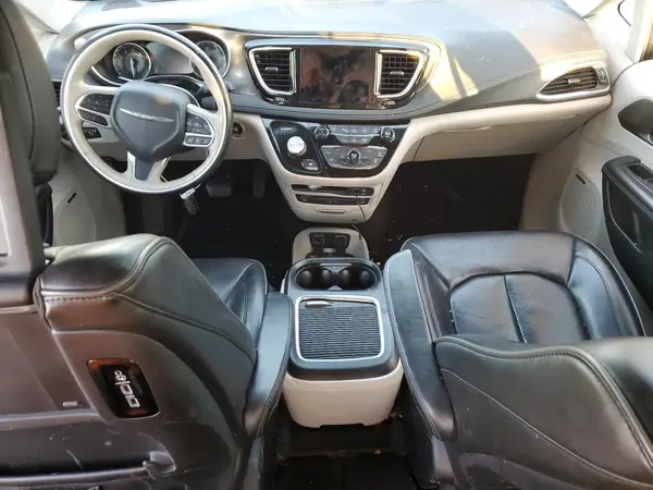 2C4RC1GG2KR603872 2019 CHRYSLER PACIFICA - Image 8