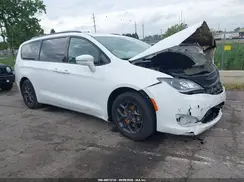 2C4RC1GG2KR617609 2019 CHRYSLER PACIFICA
