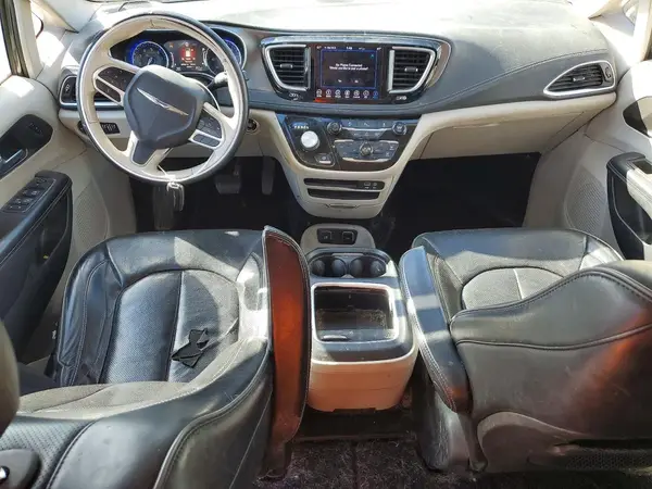2C4RC1GG2KR635835 2019 CHRYSLER PACIFICA - Image 8
