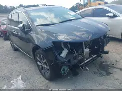 2C4RC1GG2KR667782 2019 CHRYSLER PACIFICA