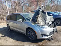 2C4RC1GG2KR714051 2019 CHRYSLER PACIFICA