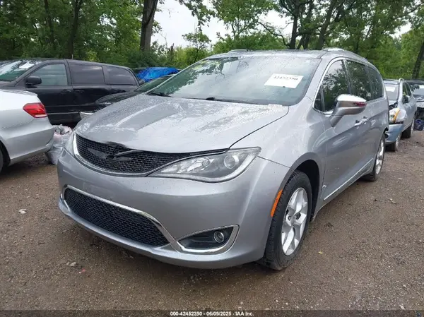 2C4RC1GG2LR125406 2020 CHRYSLER PACIFICA - Image 2