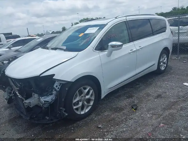 2C4RC1GG2LR175979 2020 CHRYSLER PACIFICA - Image 2