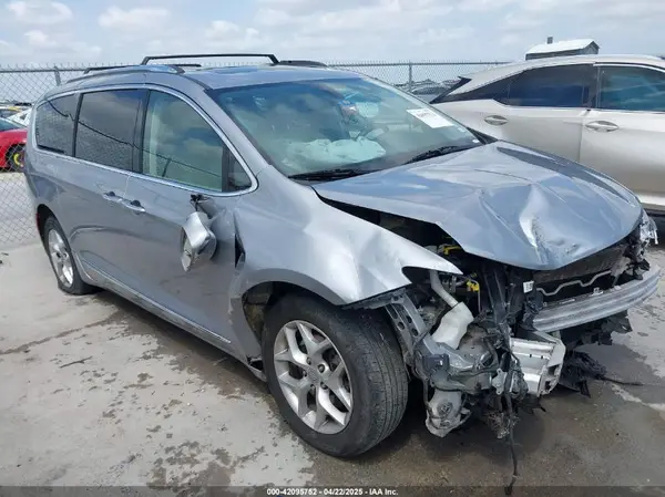 2C4RC1GG2LR184245 2020 CHRYSLER PACIFICA - Image 1