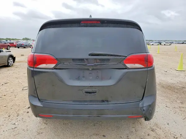 2020 CHRYSLER PACIFICA auction photo 6