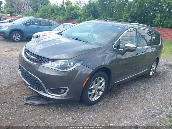 2C4RC1GG2LR258750 2020 CHRYSLER PACIFICA - Image 2