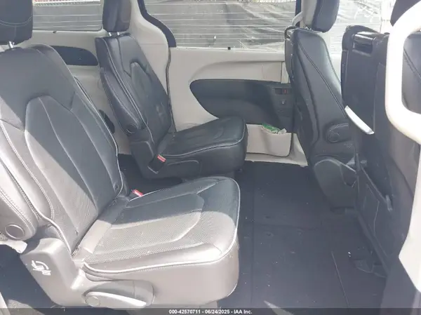 2C4RC1GG2LR258750 2020 CHRYSLER PACIFICA - Image 8